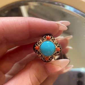 14k Gold and turquoise ring